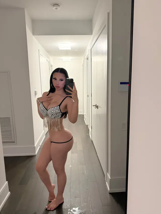 FACETIME FUN AVAILABLE AT CHEAP RATE SEXY VIDEOS AVAILABLE FOR SMALL RATEAvailable for both incall and outcall service