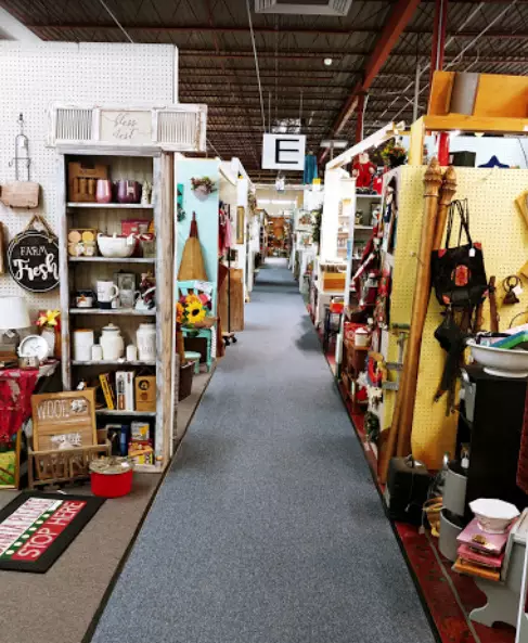 The Cotton Shed Vintage Market