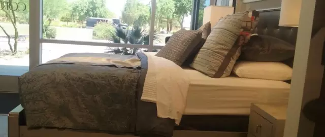 CORT Furniture Outlet