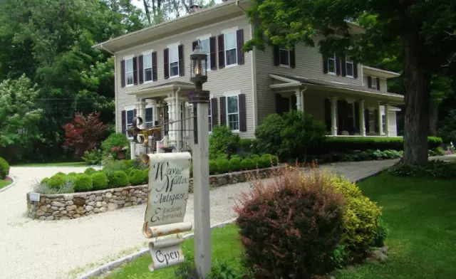 Wayne Mattox Antiques, LLC