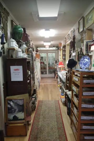 Aunt Margarets Antique Mall