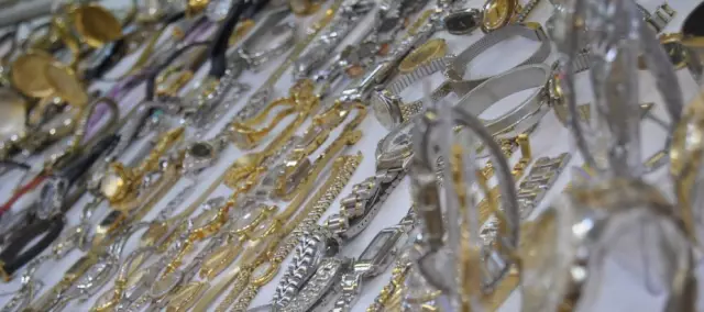 Herdez Jewelry  Pawn