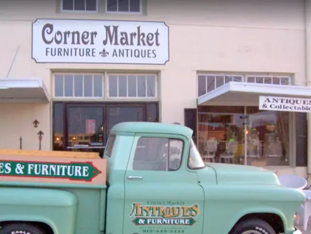 Corner Market Antiques