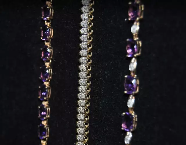 Herdez Jewelry  Pawn