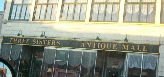 Three Sisters Antique Mall