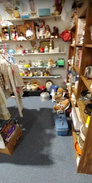 Exit 76 Antique Mall
