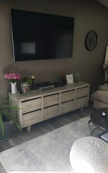 Nadeau - Furniture with a Soul
