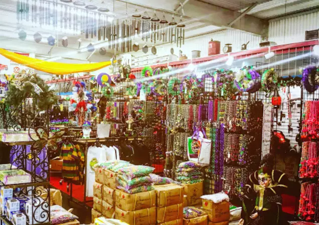 Tubbs Hardware  Rental