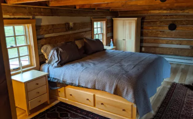 Shaker Furniture of Maine