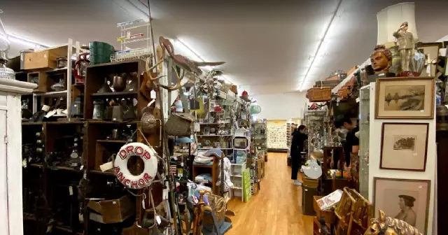 Bayside Antiques