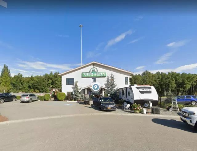 Faltz Landscaping  Nursery