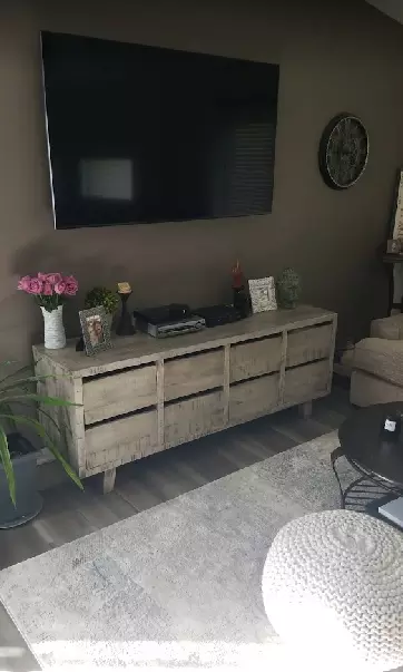 Nadeau - Furniture with a Soul
