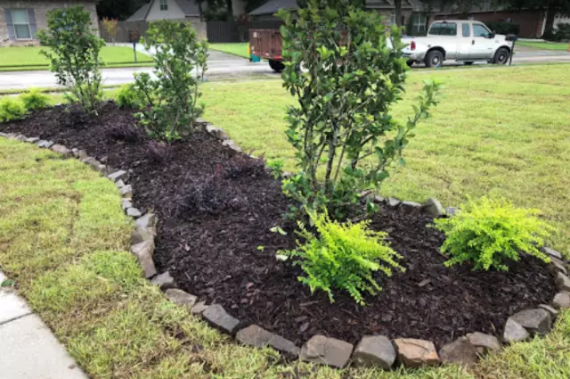 Chnaro Landscaping, LLC