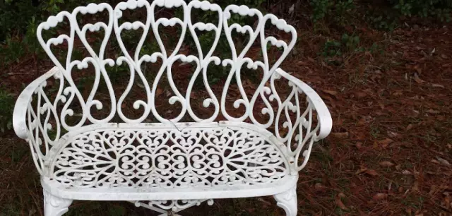 Iron Magnolia Antiques and Collectibles