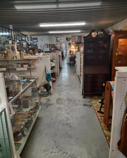 Lincoln Antique Mall