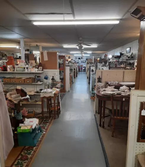 Lincoln Antique Mall