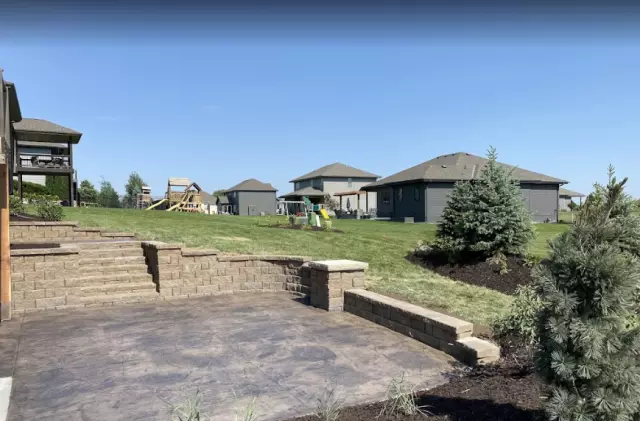 Patera Landscaping, LLC
