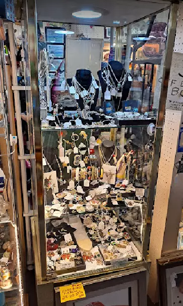 Antique Mall Of America